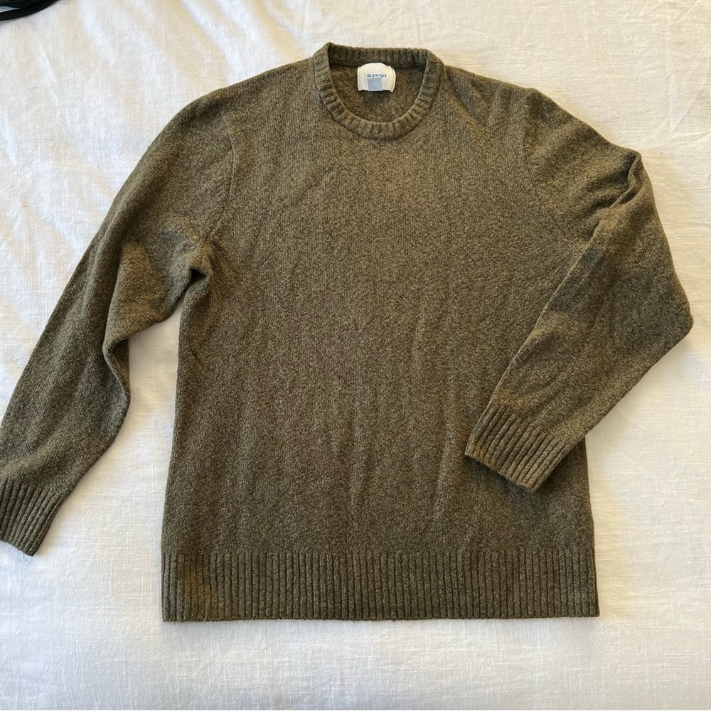 Olive Green Crewneck Sweater // Size Large // Old Navy